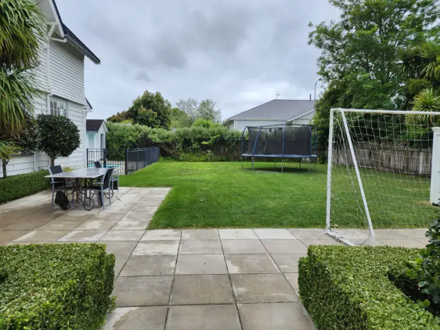 Property maintenance by SJ Lawns